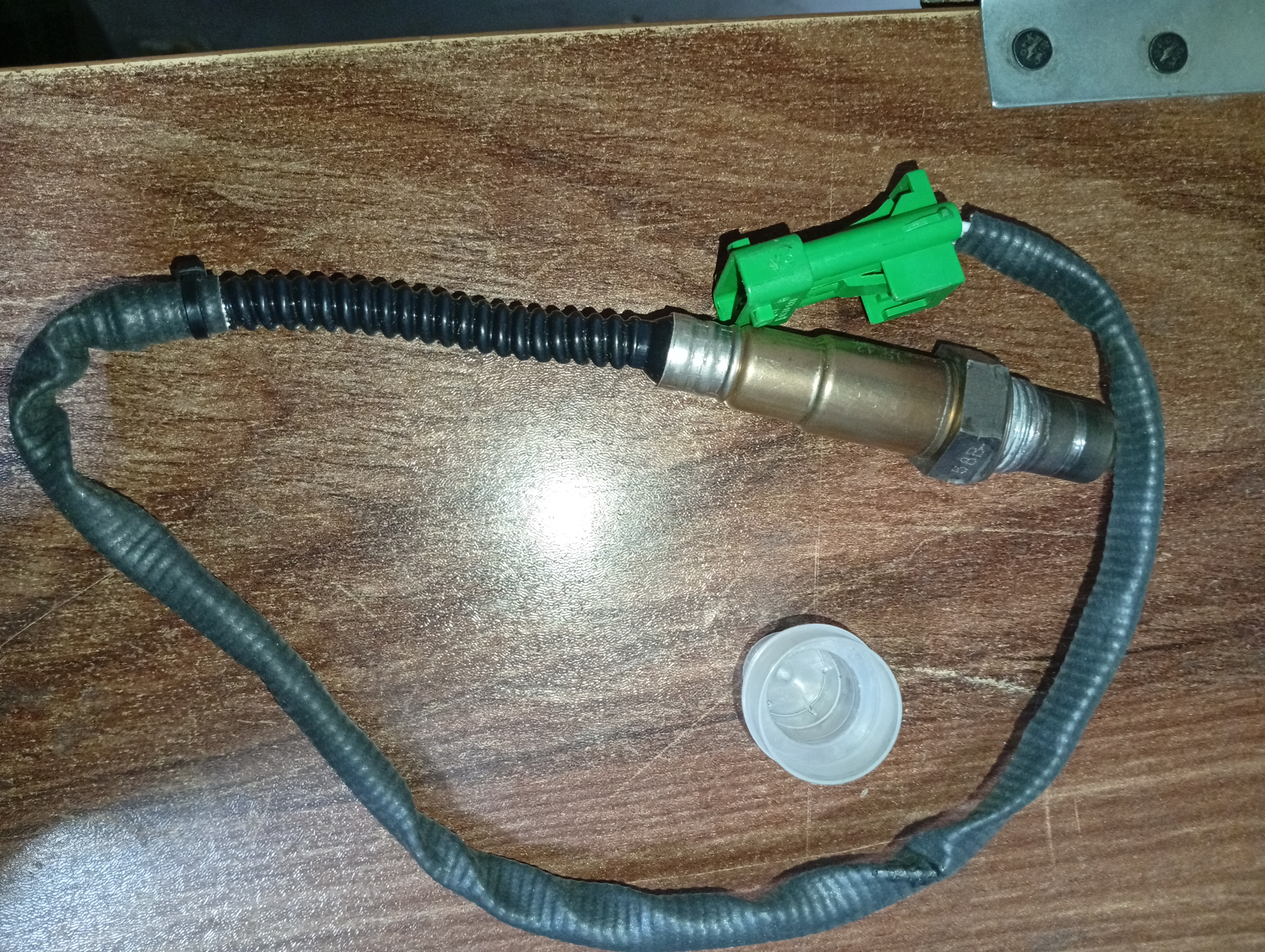 سنسور اکسیژن اصلی استوک پژو 206 tu3 tu5 با ایسیو بوش